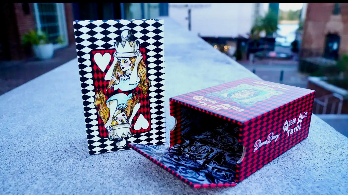Queen Alice Tarot