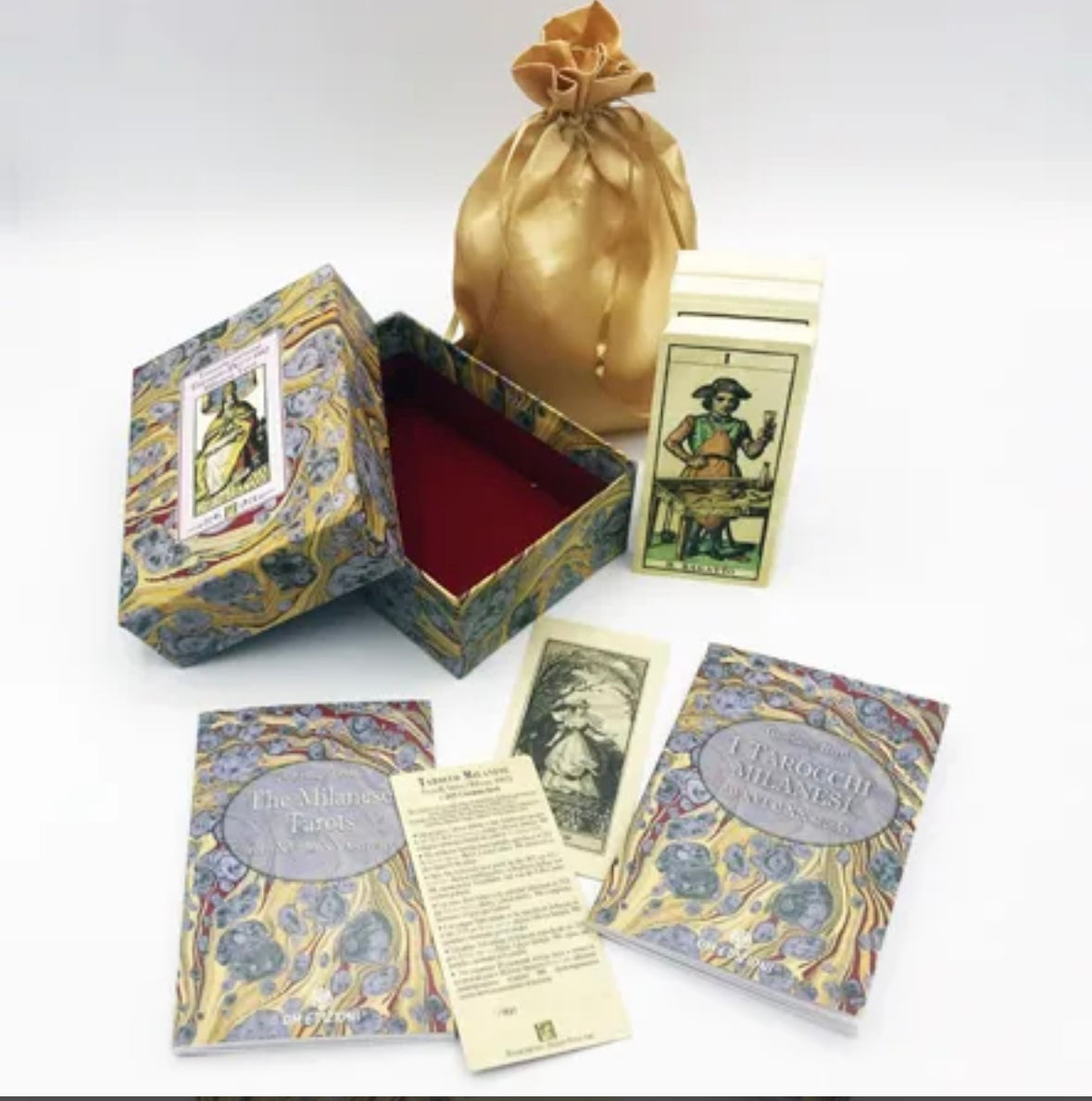 TAROCCHI MILANESI Edoardo Dotti 1862. Edic. lim. 900 copias numeradas. ART BOX Editado por Giordano Berti. Fotos de Giordano Berti.